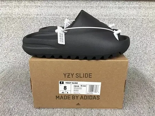 Adidas Yeezy Slide Slippers [40 styles]