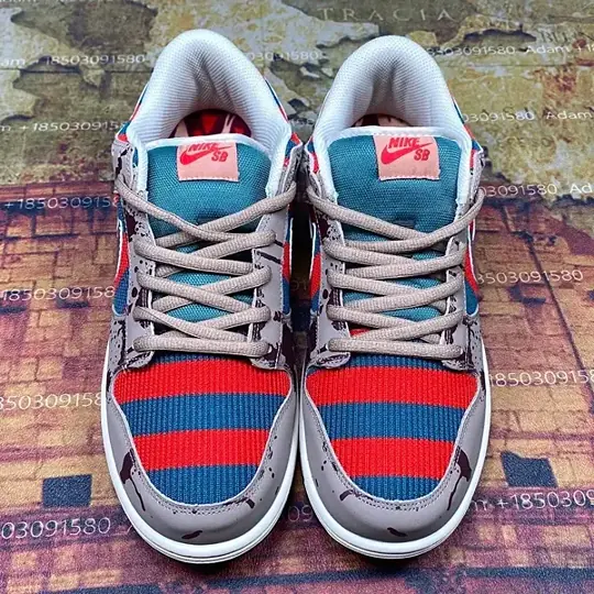 Nike SB Dunk Low Premium Sneakers